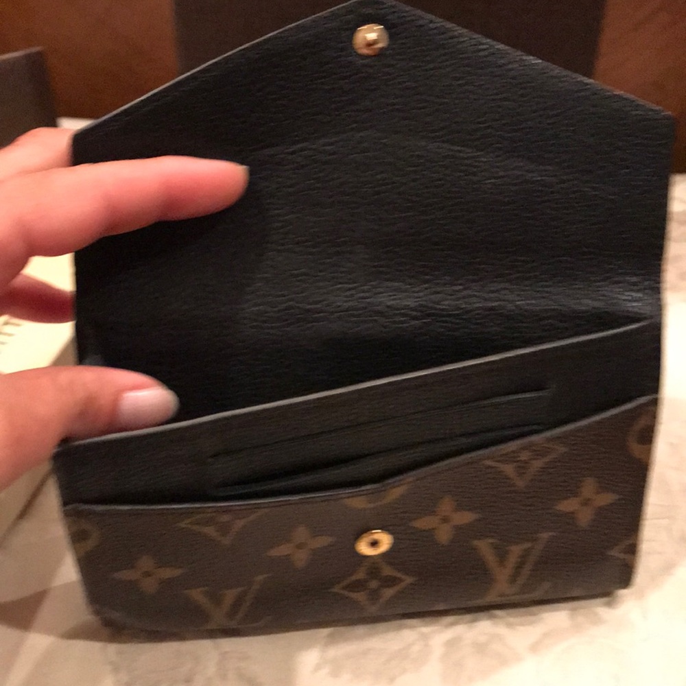 Lv Wallet - image 4
